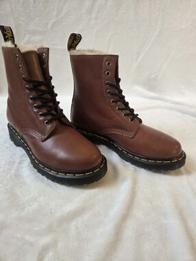 Dr Martens Serena Fur Lined Boots - Tan -  Womens 7